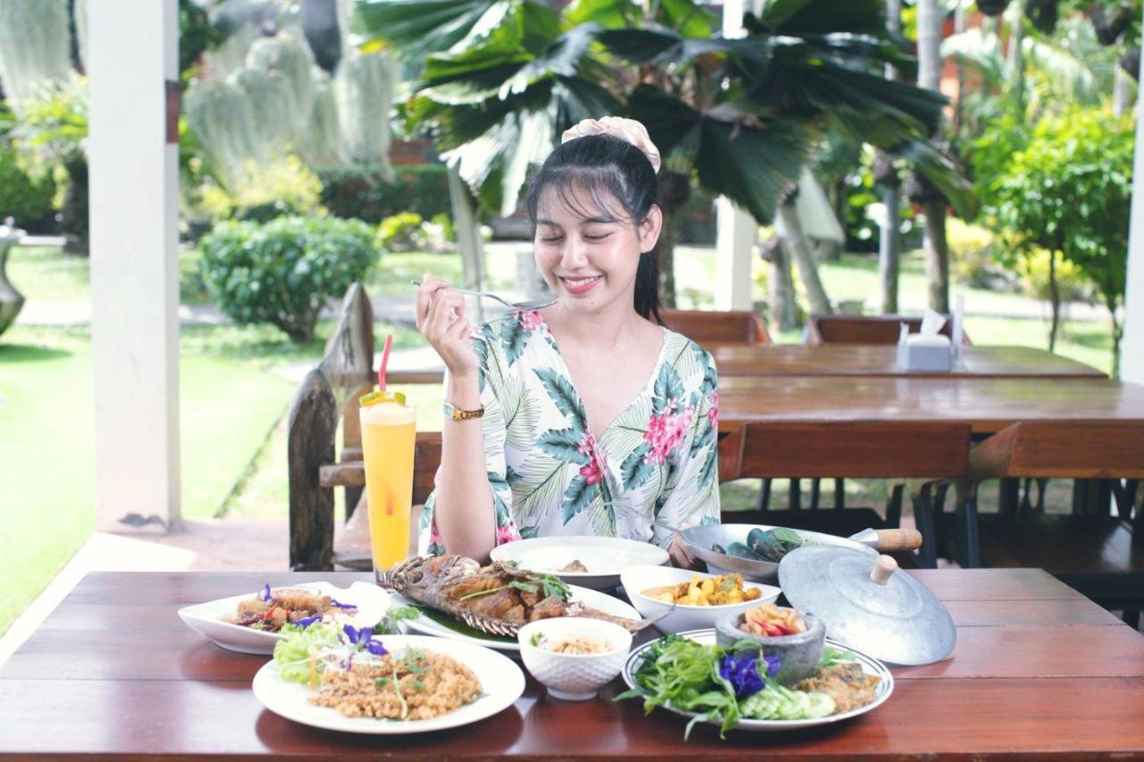 Mai Morn Resort Sha Plus Phuket Exteriör bild