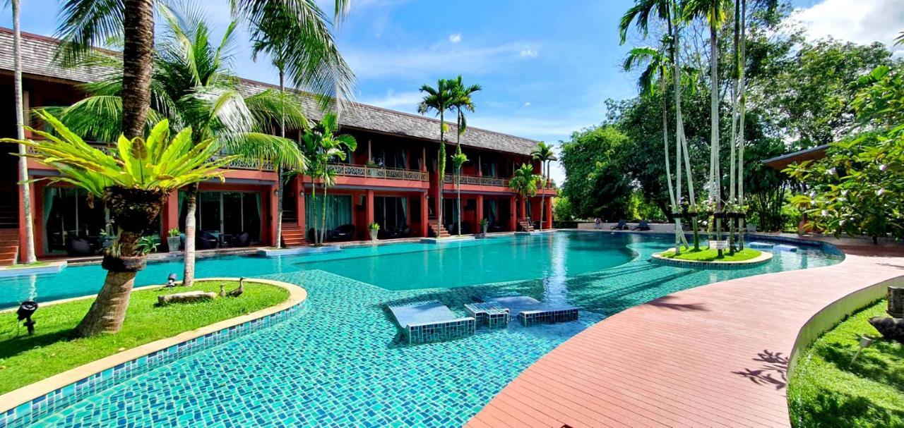 Mai Morn Resort Sha Plus Phuket Exteriör bild